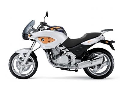 Moto_BMW_C-650_scarver