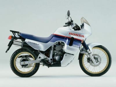 Moto_Honda-Transalp-600